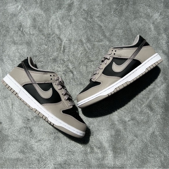 Nike Dunk Low College Grey - Picture 1 of 5
